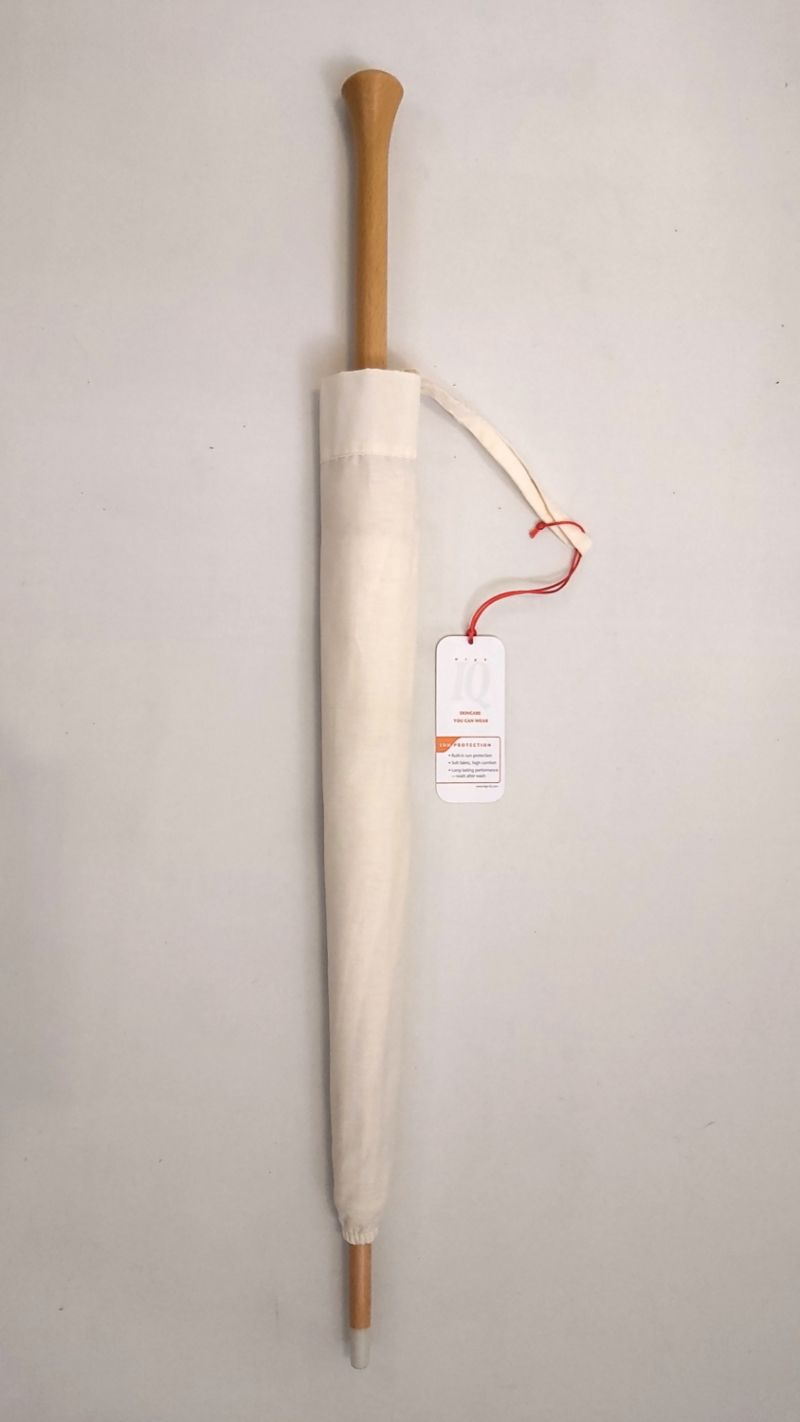 Ombrelle droite en coton ivoire anti uv 98% poignée cone en bois française - légère et élégante