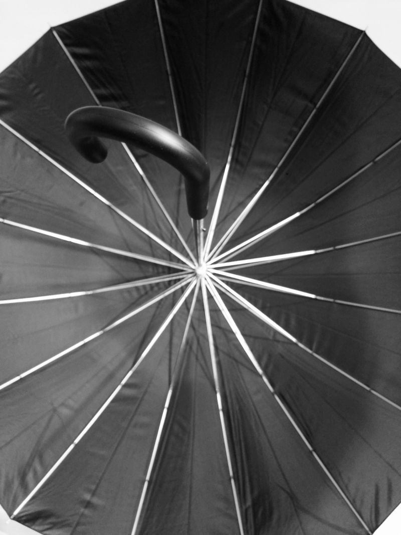 Parapluie noir manuel 16 baleines Doppler, XXl 135cm diam & pas cher