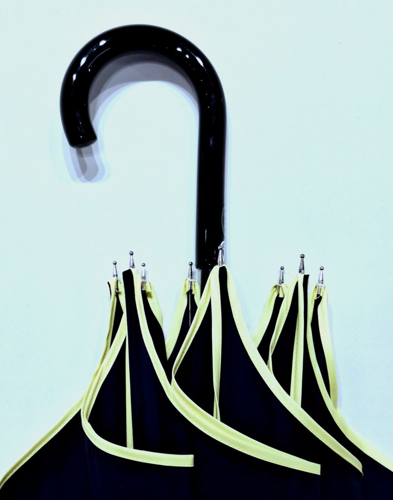  Parapluie long pagode uni bleu marine coton fin gansé jaune / Guy de Jean - ne se retourne pas & original