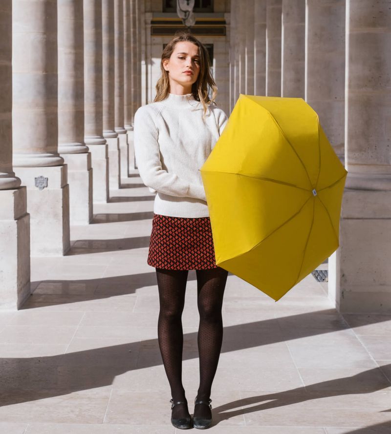 Parapluie de poche micro pliant plat uni jaune Vitaminé Martin pg bois Anatole - Léger 220g solide & français