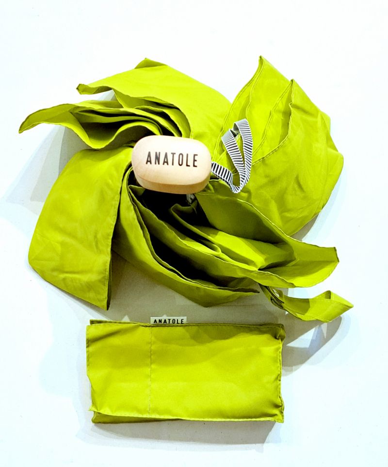 Micro parapluie de poche Anatole pliant uni vert anis Salvador pg bois érable français - 220g & résistant
