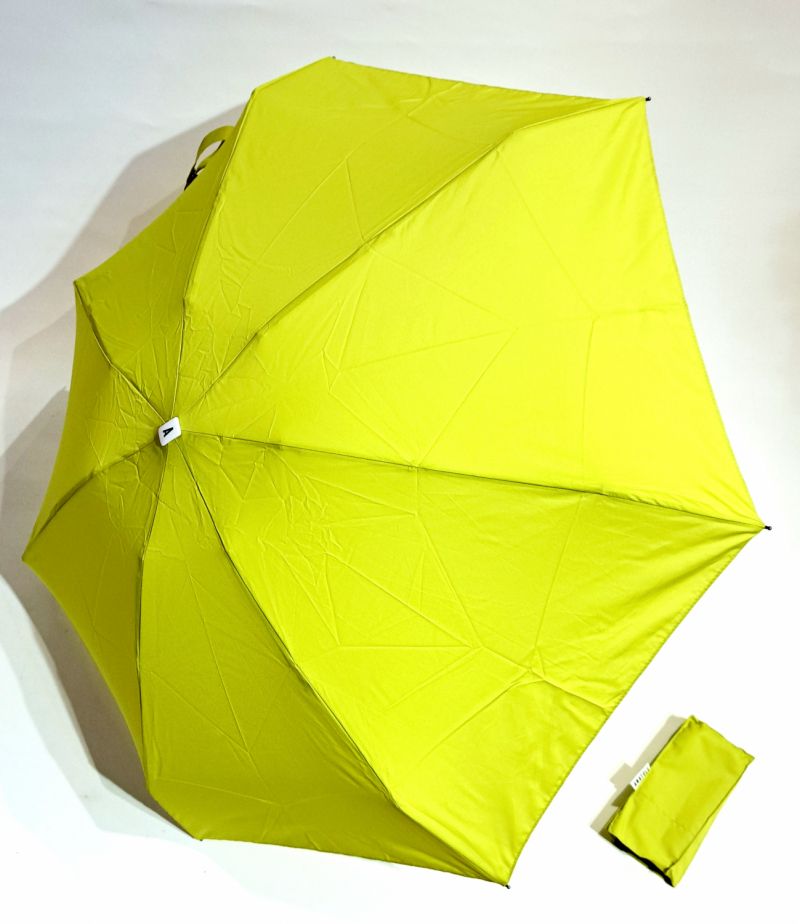 Micro parapluie de poche Anatole pliant uni vert anis Salvador pg bois érable français - 220g & résistant