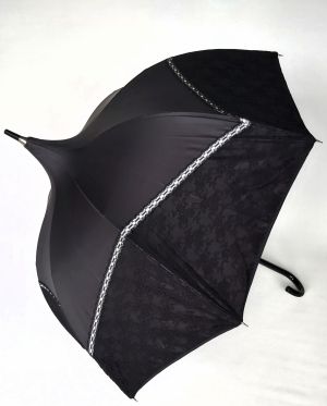 Parapluie Chantal Thomass pagode haut de gamme noir à dentelle raffinée, élégant et résistant