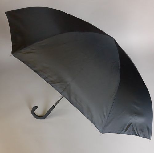 Parapluie inversé pour homme et femme noir doublé bleu marine Neyrat Autun, léger et solide
