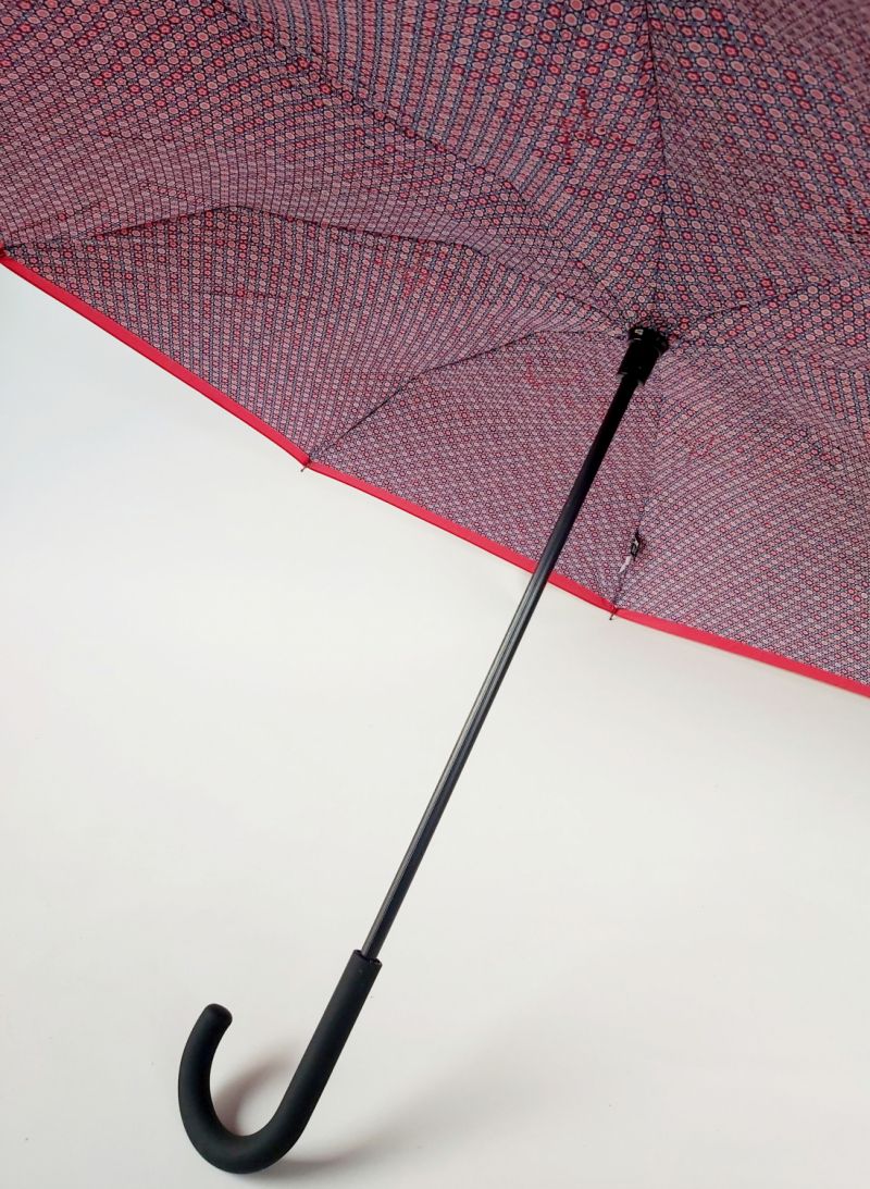 Parapluie inversé canne tissu rouge doublé bleu & petites paquerettes, anti uv et léger