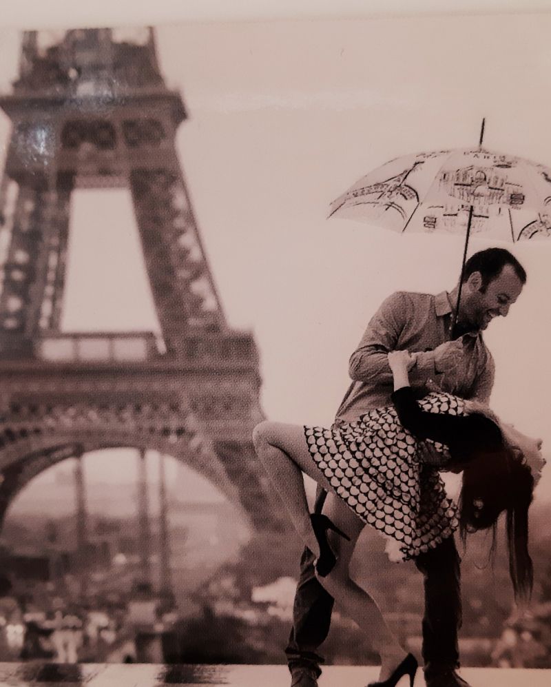 Parapluie pliant automatique impression ivoire La Parisienne Guy de Jean, léger et solide
