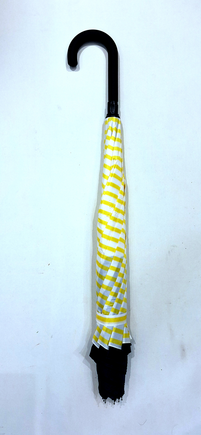 Parapluie inversé doublé bleu imprimé marinière jaune & blanc anti uv à 100%  Vice versa - original & anti vent
