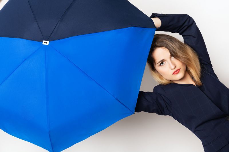 Mini parapluie pliant plat de poche bicolore 2 bleus 