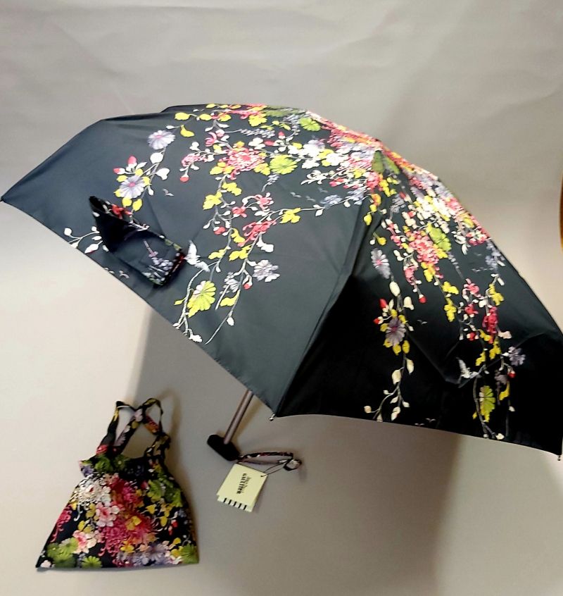 parapluie de poche Jean Paul Gaultier micro plat noir fleurs japonisant pochon imperméable, léger et solide
