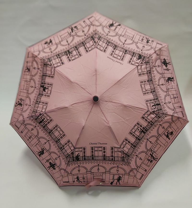 Parapluie Chantal Thomass micro pliant open-close rose rue rivoli à Paris, léger et solide