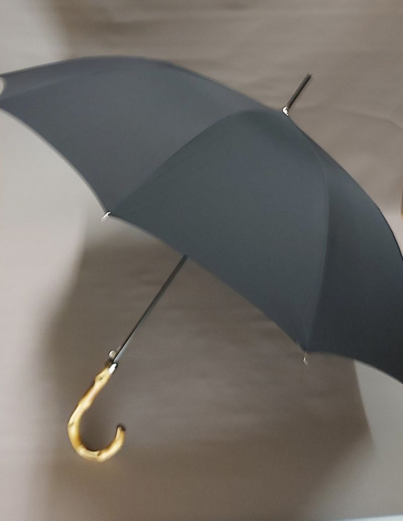  Parapluie Jean Paul Gaultier en bambou long noir automatique à 10 branches - robuste & de grande taille