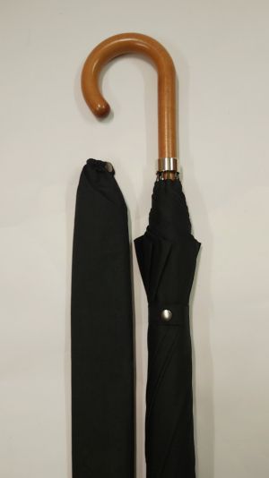 Parapluie long noir manuel 10 baleines à poignée courbe bois P.Vaux, grand et résistant