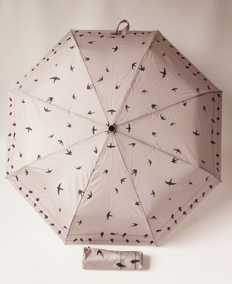  Mini parapluie pliant open-close beige à motif avec des hirondelles Neyrat Autun, léger et solide