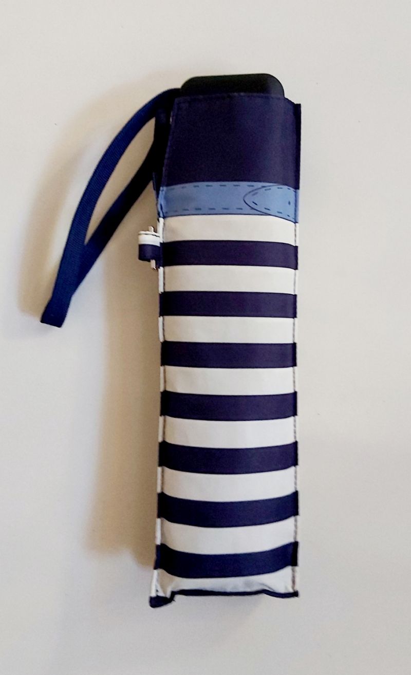  parapluie mini extra plat pliant manuel marinière bleu marine et blanc Doppler, super fin léger et solide