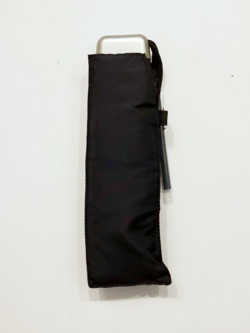  parapluie mini extra plat pliant manuel uni noir Doppler, super fin léger et solide