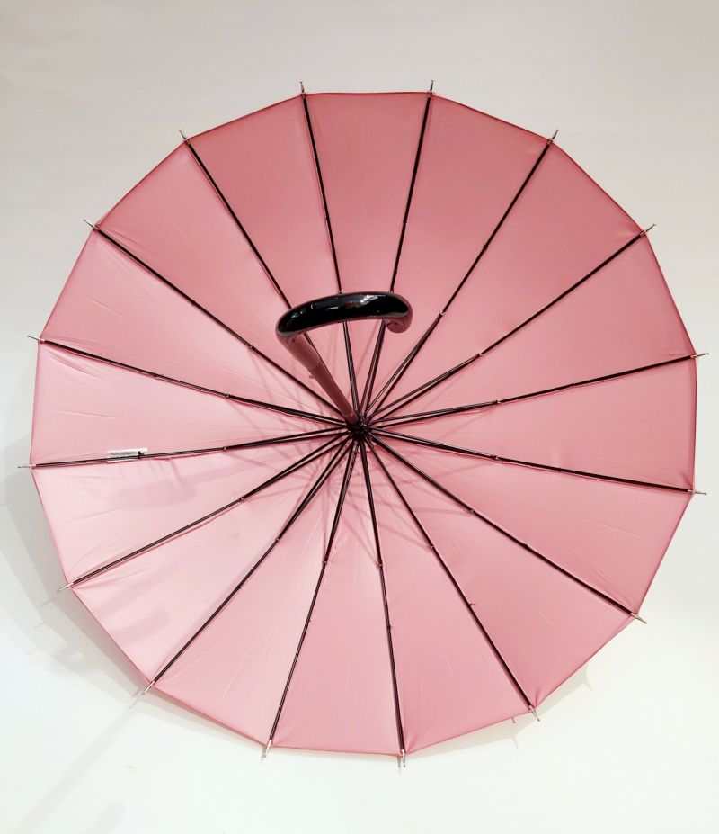 Petit parapluie long anti uv 50+ à 97% uni rose 16 branches Choupinette, légère & solide