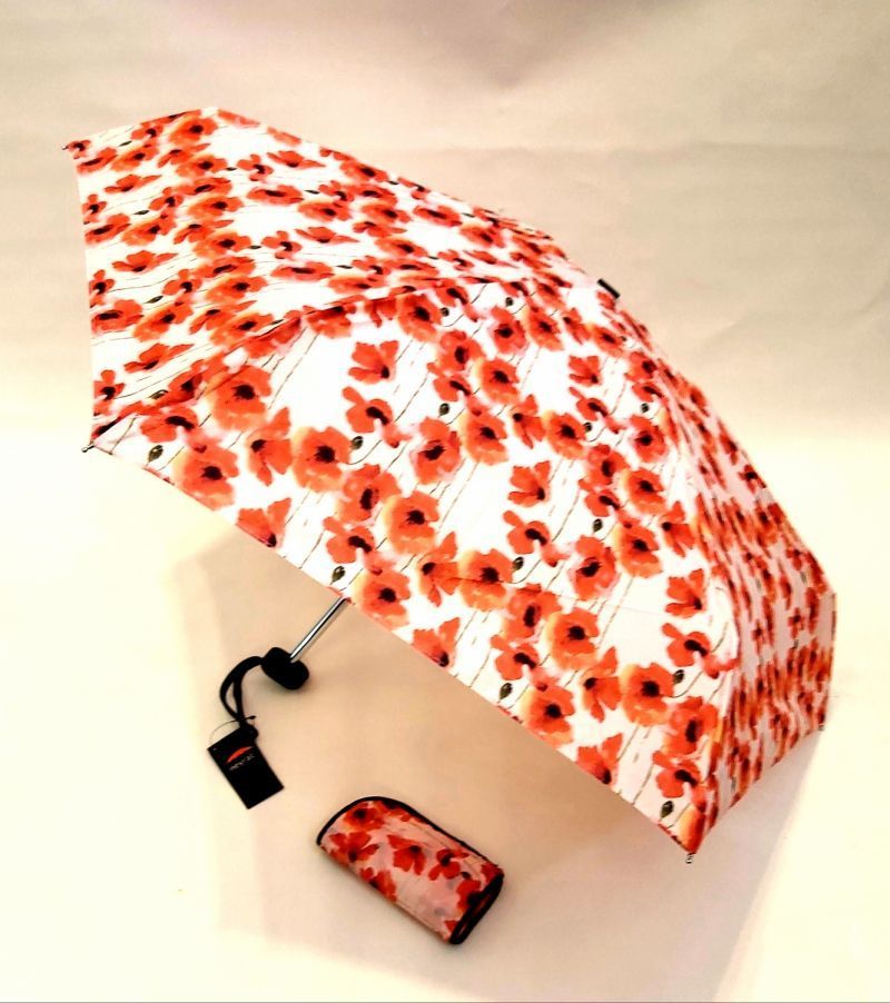 Micro parapluie de poche plat manuel rose pale sur un champ de coquelicots rouges, léger 200g & solide