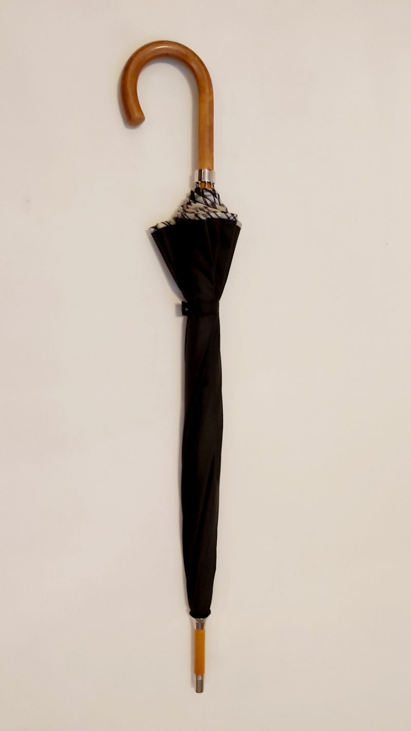 Grand parapluie noir 10 branches manuel poignée courbe bois clair, robuste et français