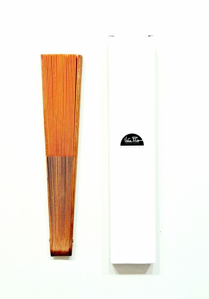 Eventail mini 23 cm GEPETTO orange coton et bois fruitier - 42 cm diam