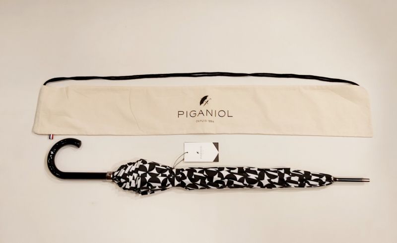 Parapluie long automatique noir & blanc à motif graphique PAULA d'Aurillac, léger et solide