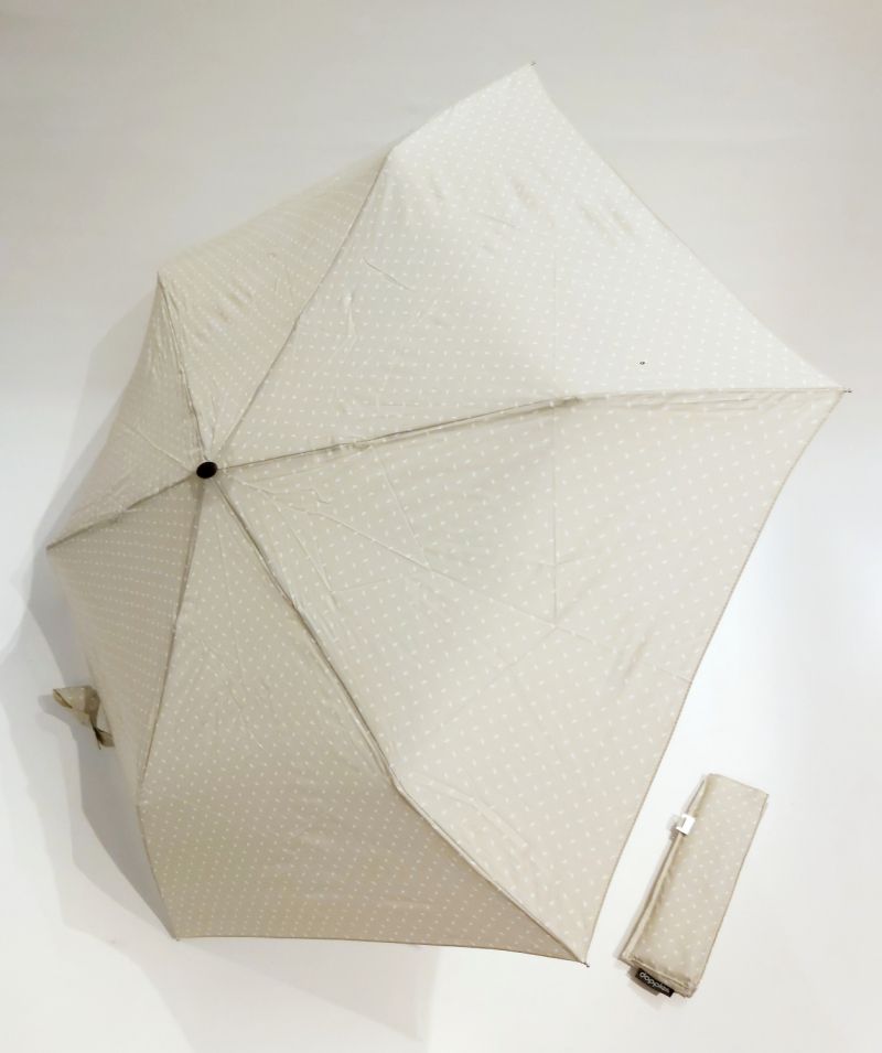  Parapluie mini extra plat manuel beige à pois Doppler - super fin léger 190g & solide