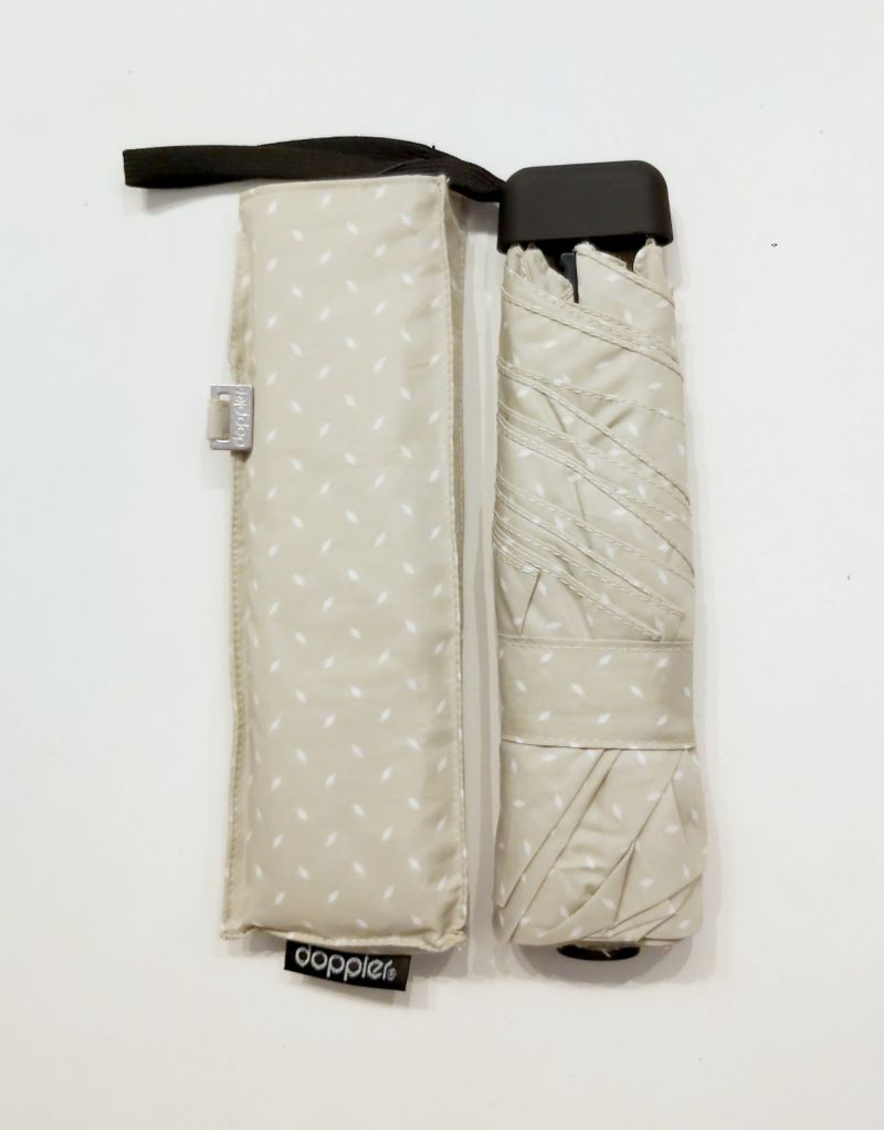  Parapluie mini extra plat manuel beige & blanc imprimé Doppler - super fin léger 190g & solide