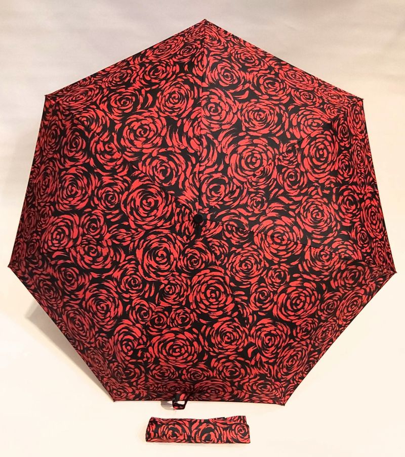Mini parapluie Slim pliant open close des roses en noir & rouge P.Cardin, le Slim léger et solide