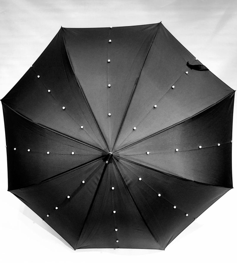 Parapluie long auto uni noir avec des perles cousues P.Cardin, Original & élégant