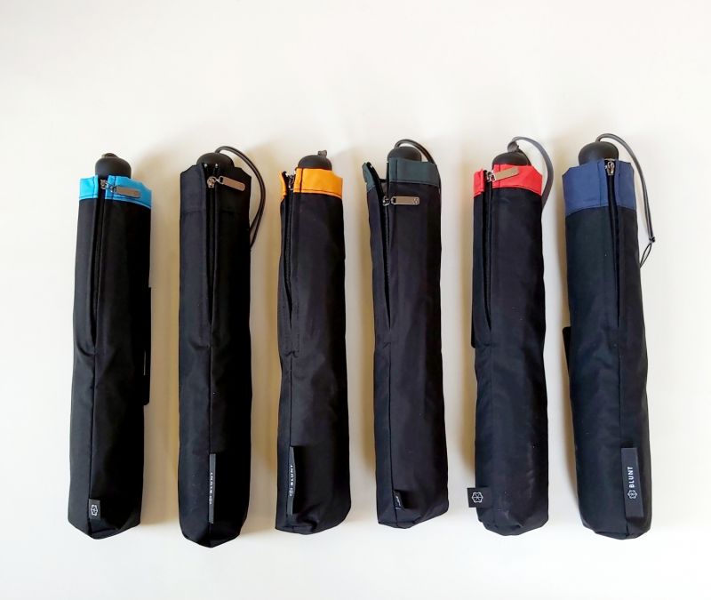 Fourreau en bandoulière Blunt Metro XS pour pliant - Noir ajourée - légère & ajustable