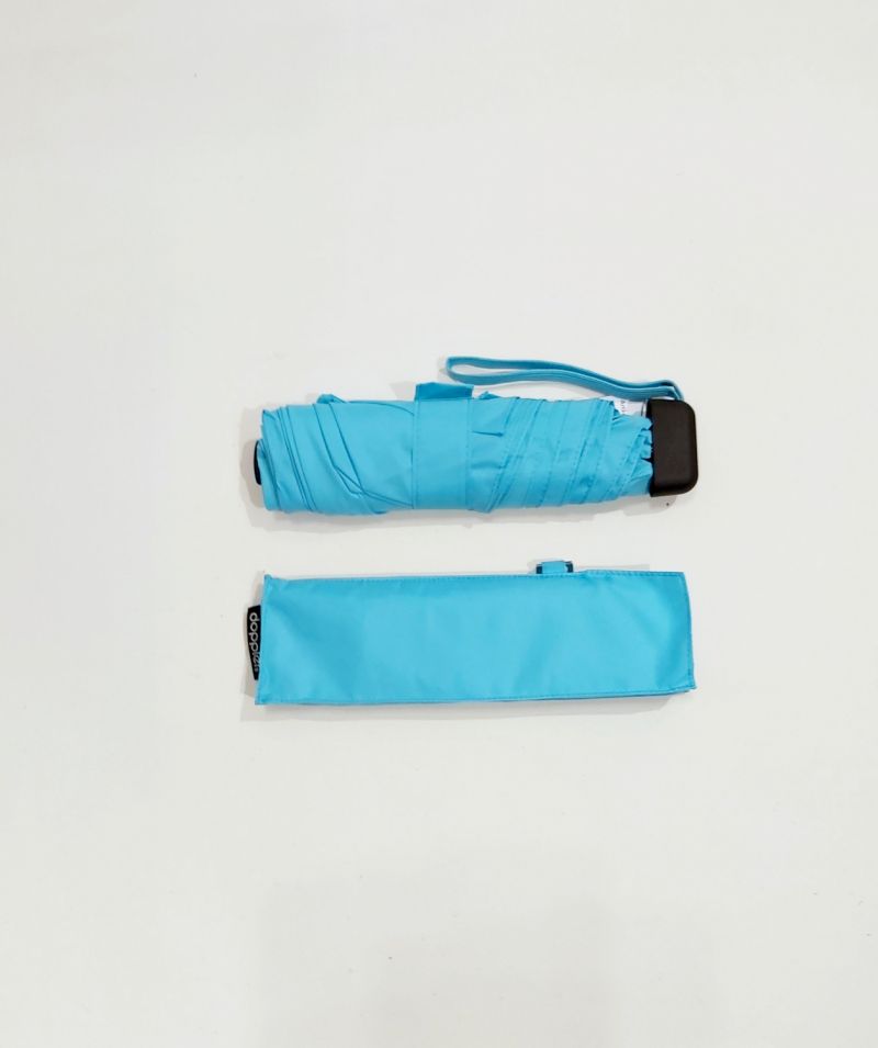  Parapluie mini extra plat pliant manuel uni bleu ciel Doppler, super fin léger 190g & solide