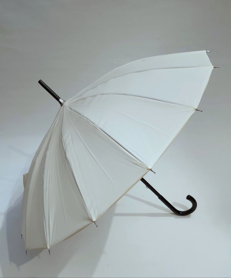 Petit parapluie long anti uv 50+ à 97% uni ivoire 16 branches Choupinette, légère & solide