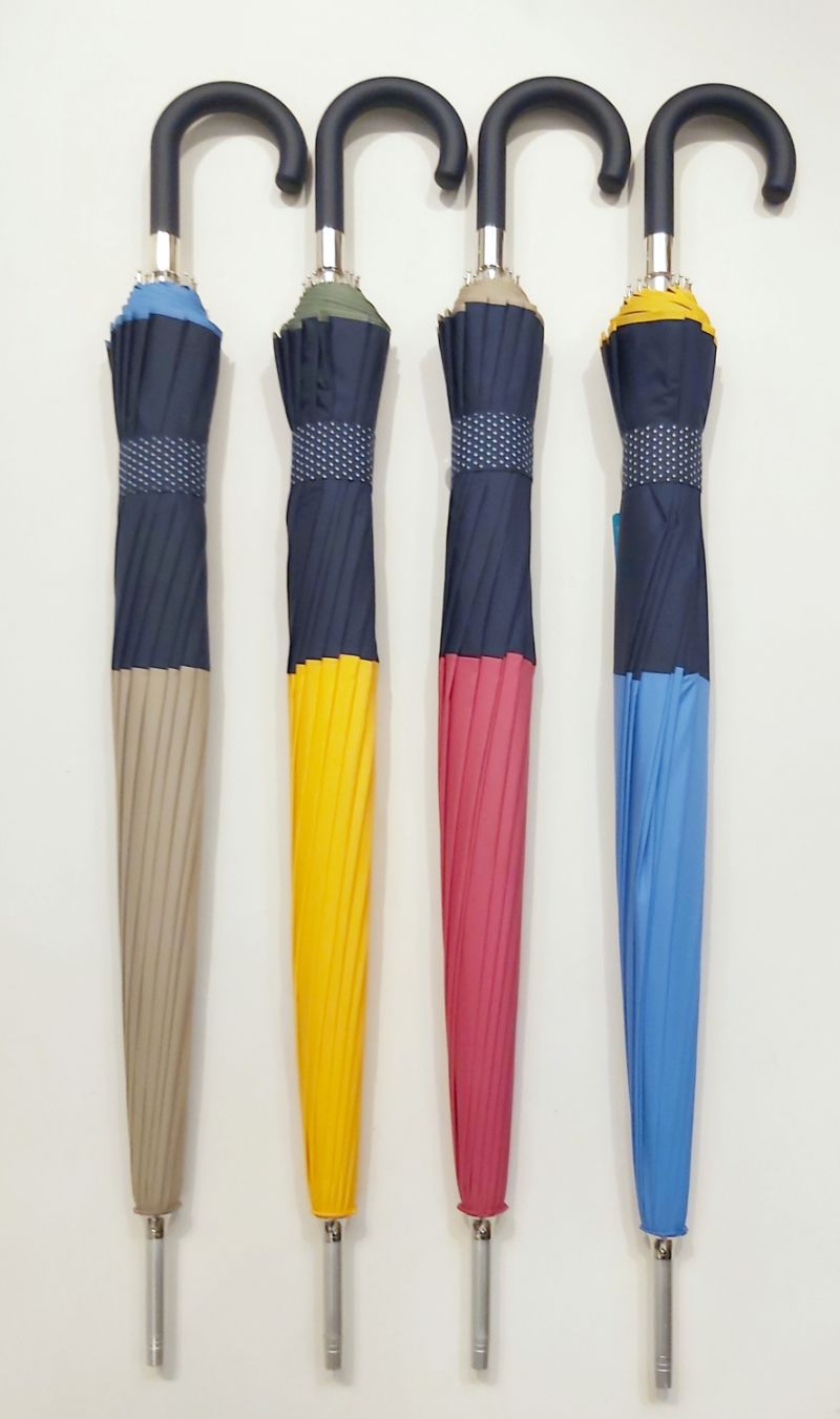 EXCLUSIF : Parapluie bicolore Marine & bleu ciel 16 branches carbone Ezpeleta, XXL & solide