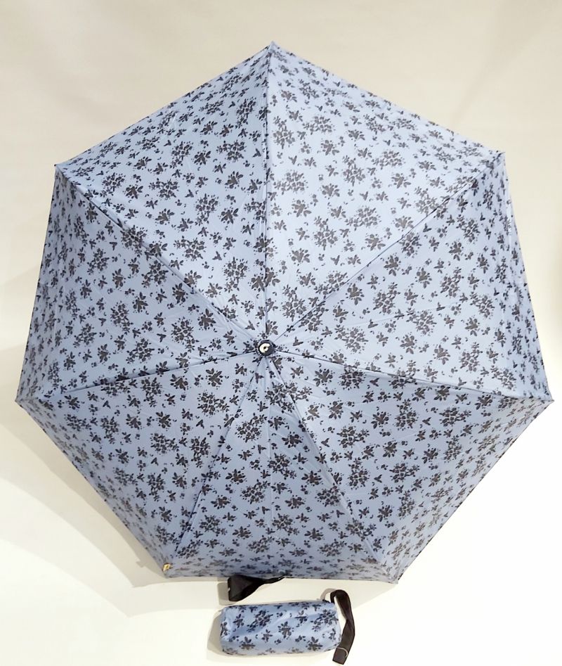  Parapluie petit plat & pochette micro uni noir & poignée bois Doppler - Solide & élégant