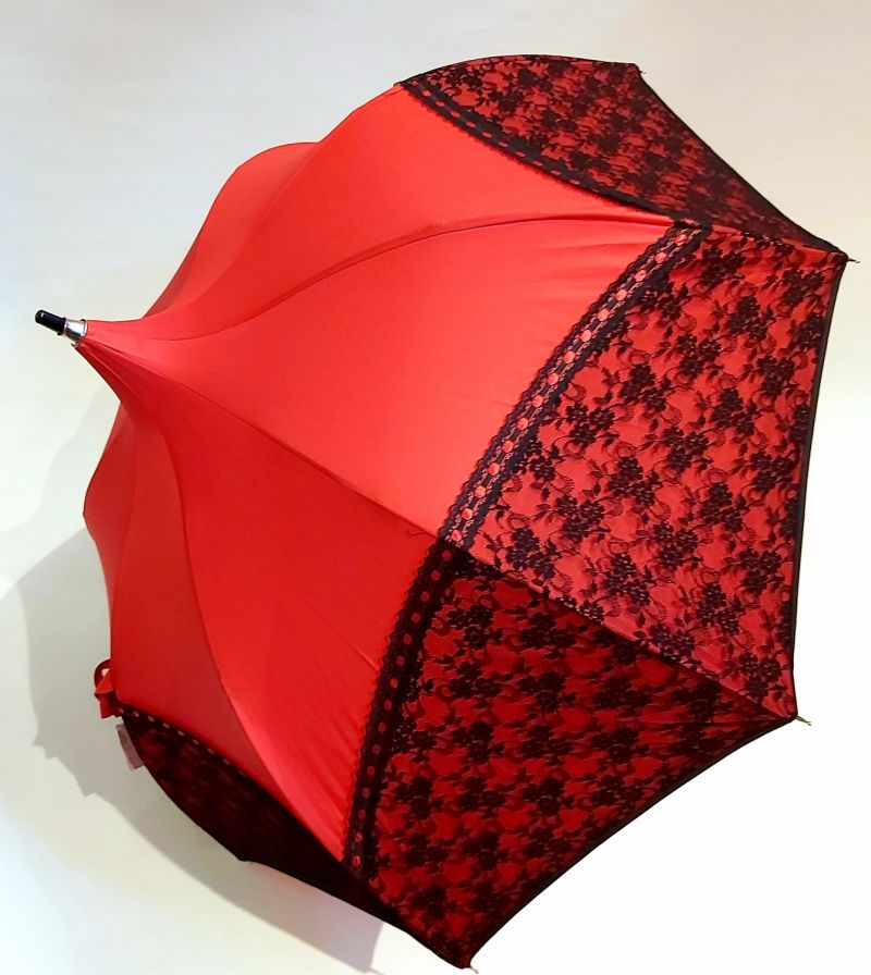 Parapluie Chantal Thomass haut de gamme pagode rouge à dentelle raffinée en noir, Chic & élégant