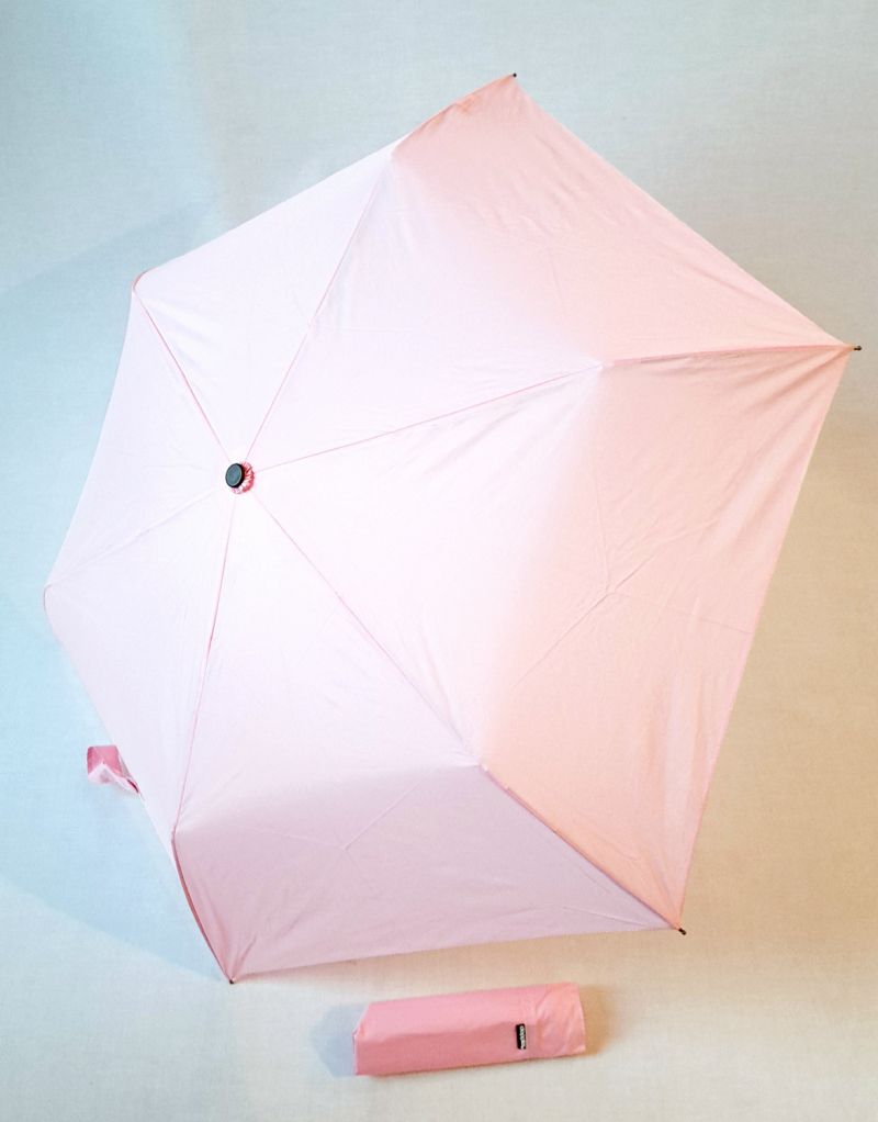 Parapluie Doppler mini Plume manuel uni rose - Super léger 140g & pas cher  
