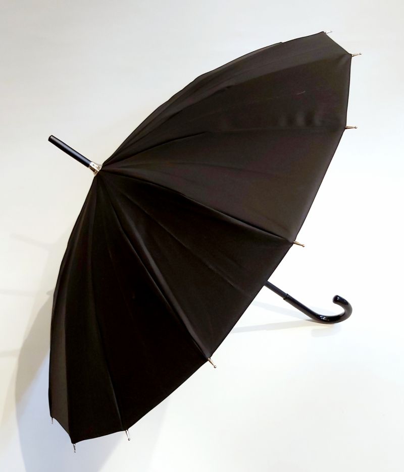 Petit parapluie long français uni noir 16 branches Choupinette, Chic & robuste