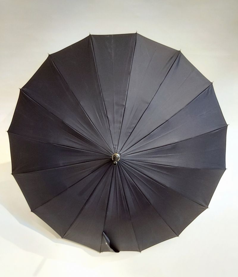 Petit parapluie long français uni bleu marine 16 branches Choupinette, solide & anti retournement