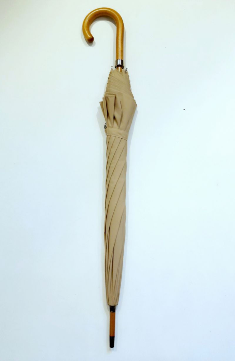 EXCLUSIF : Parapluie long bois manuel uni beige français ne se retourne pas, Léger & solide