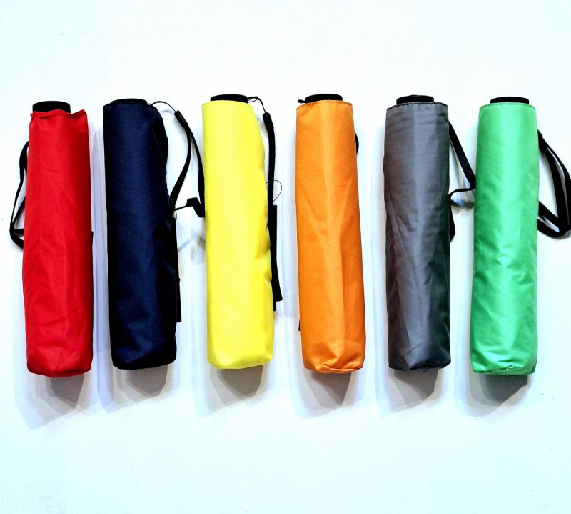 Parapluie mini Plume 100g uni bleu marine - Ultra léger & manuel - Pas cher