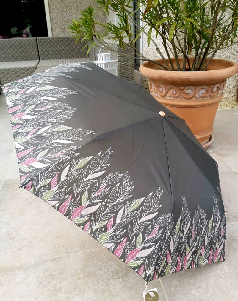 Parapluie recyclé pliant open close kaki bordure Magic nature Doppler, léger & solide