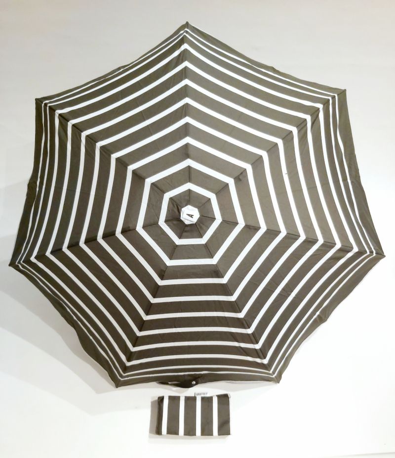Parapluie micro plat de poche rayé kaki et blanc Charles - Léger 220g & solide 7 br TOP