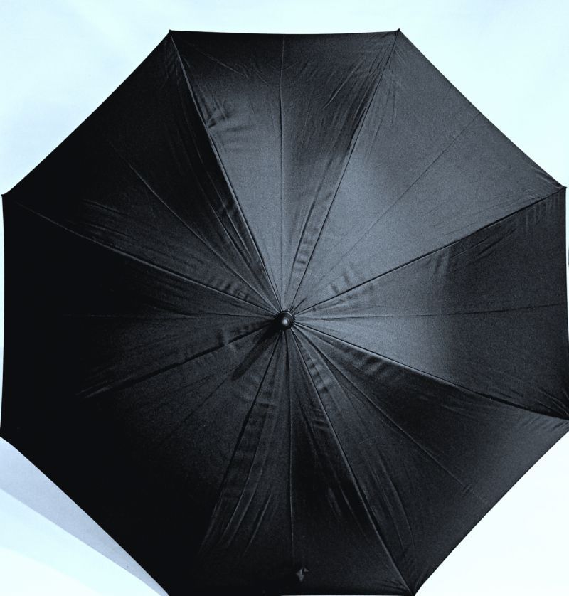 Parapluie 1/2 golf automatique uni noir pgn courbe Ezpeleta, XXl 120cm & résistant