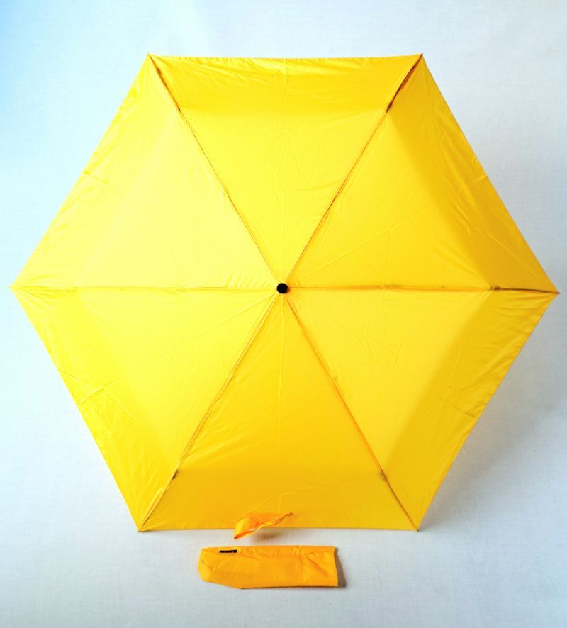 Parapluie Zero Magic pliant Plume open close uni jaune Doppler - Ultra léger 176g & solide  