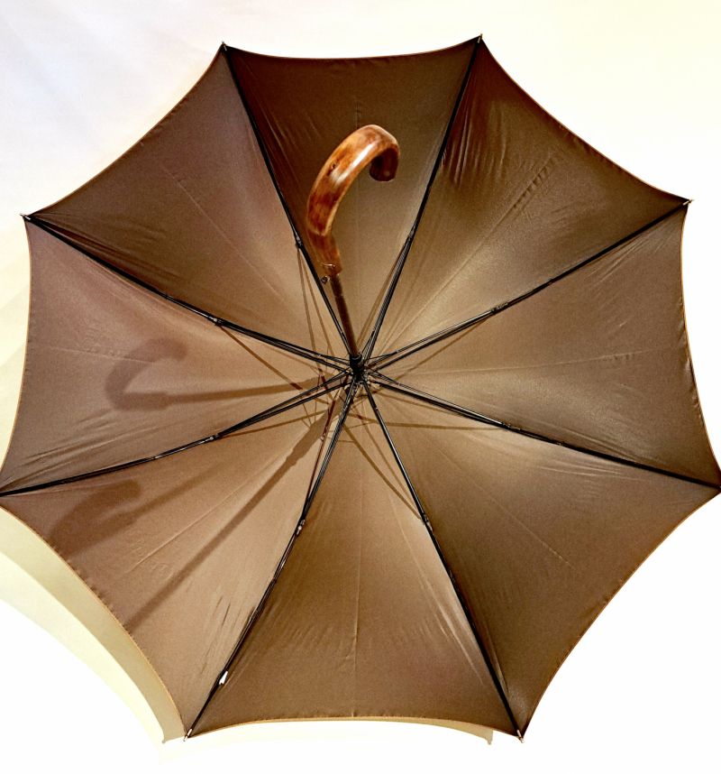 Parapluie Bugatti long élégant automatique uni caramel poignée bois châtaignier - Grand & résistant