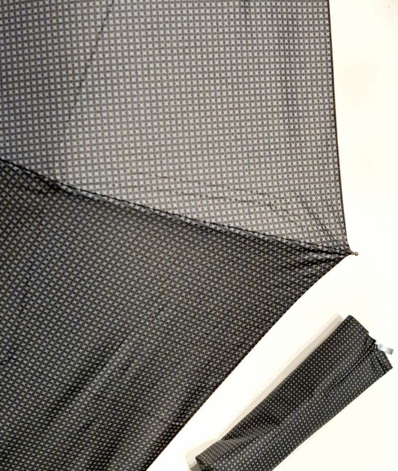 Parapluie pliant Golf Magic XM Business open close noir étoiles grises poignée confort Doppler - 122cm diam