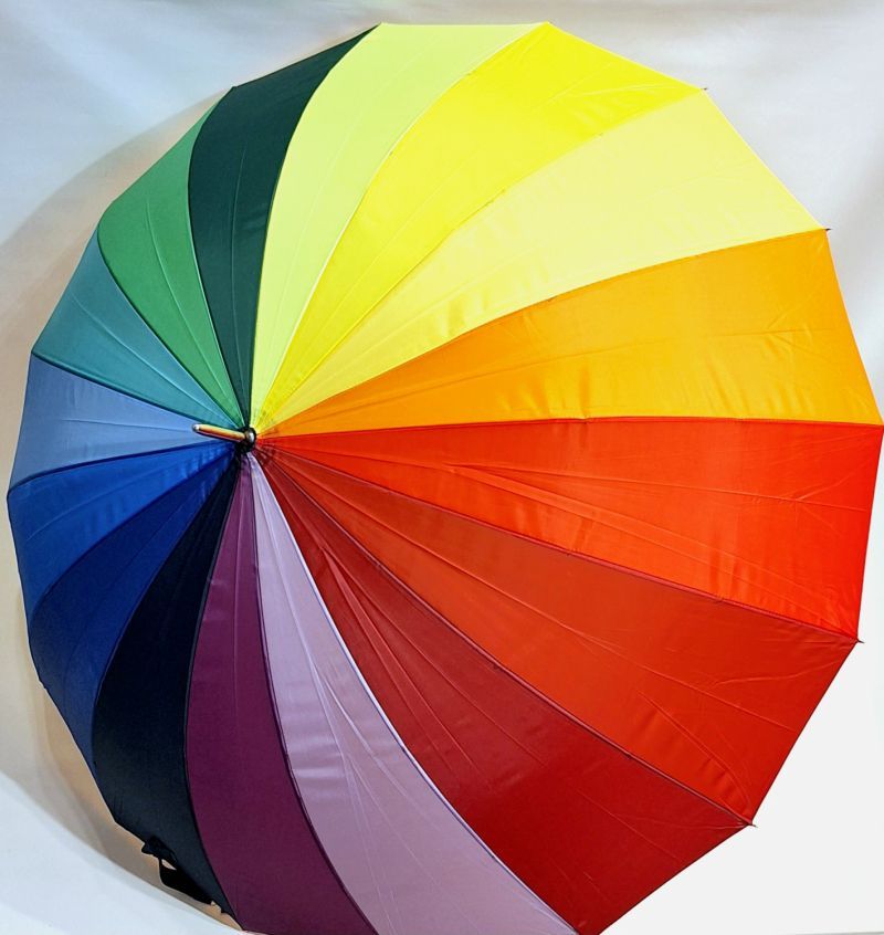 Parapluie grand multicolore manuel 16 baleines - XXl 135cm diam & pas cher 