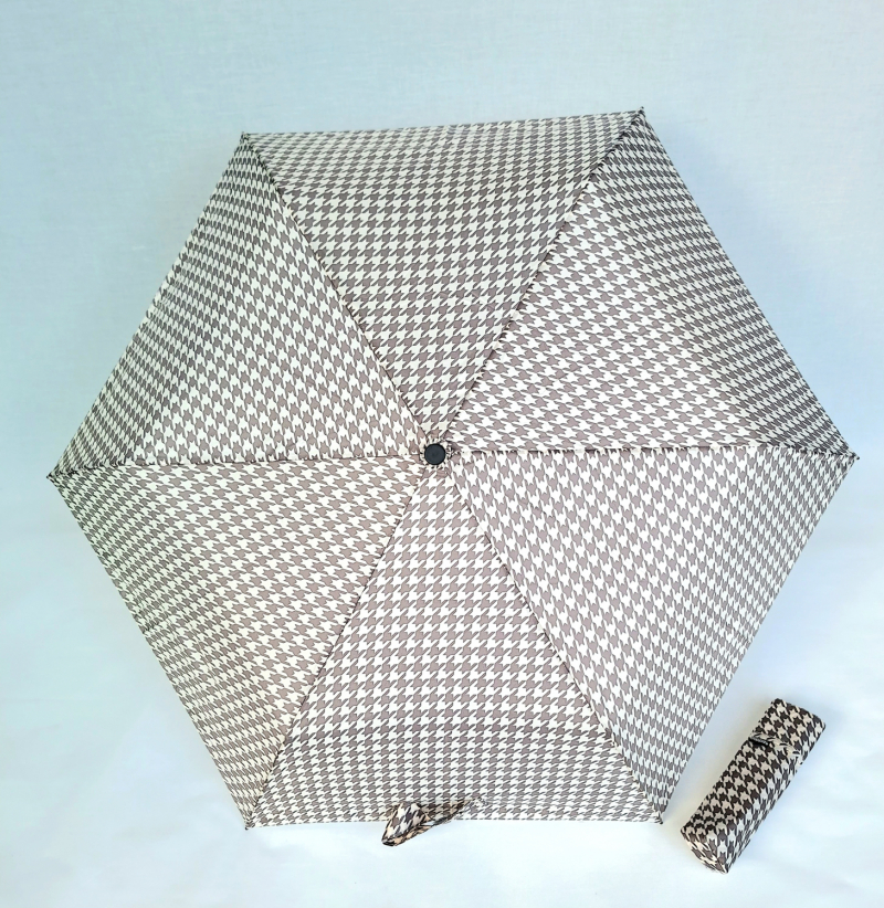 Parapluie Doppler PLUME mini Fiber Havanna imprimé pied de poule blanc & taupe - Super léger 140g & Pas cher