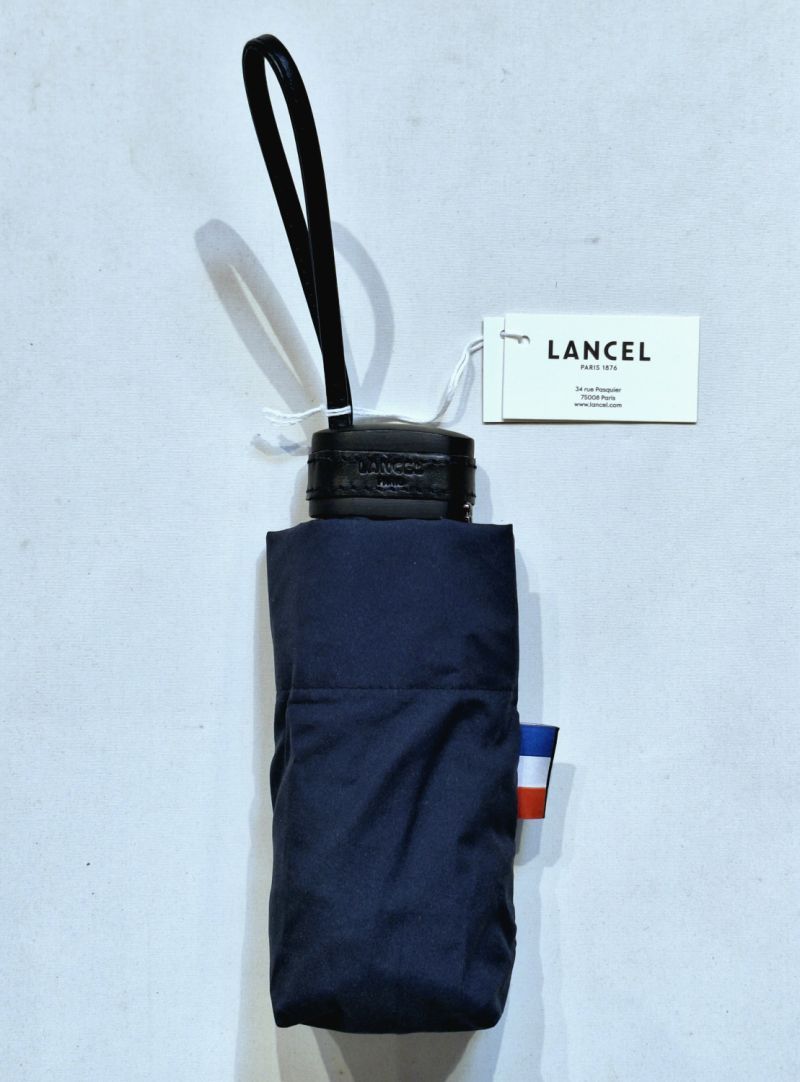 Parapluie Lancel petit micro plat uni bleu marine Français - léger 220 g & solide 7 branches