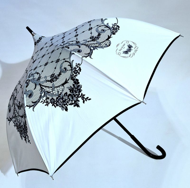 Parapluie pagode manuel dentelle blanc & noir / Guy de Jean - ne se retourne pas & original