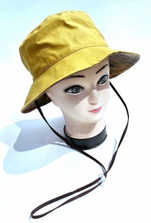 Chapeau de pluie uni ocre tissu épais bord reversible écossais automne Teliabic - T 59 - Cordon réglable & Français 